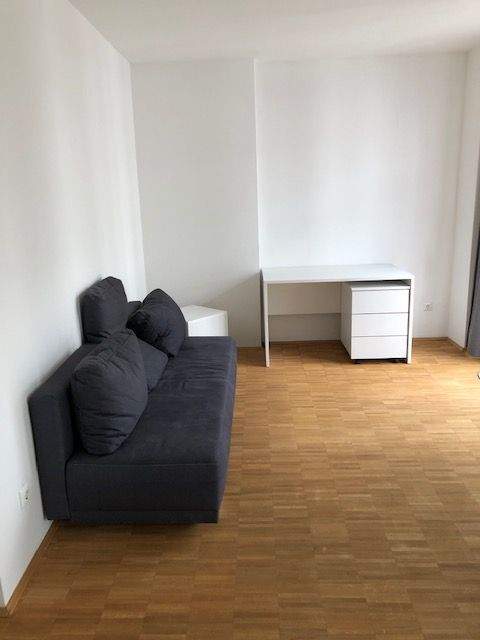 Schönes 1 Zi.App. möbliert -Einbauküche Balkon - 90478 Nürnberg