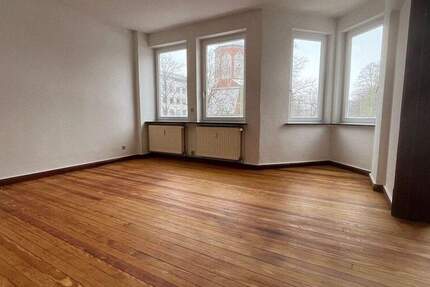 Wohnung Bremerhaven Lehe - 4 Zimmer, 106 m&sup2;, 590&euro; | Angebot:25682422