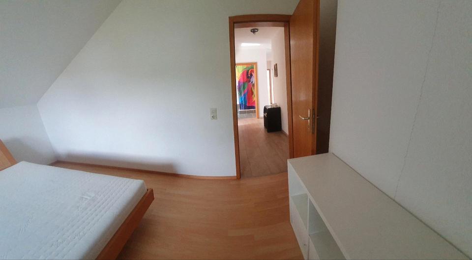 Dachgeschoßwohnung Grosselfingen - 2 Zimmer, 100 m&sup2;, 750&euro; | Angebot:24351384