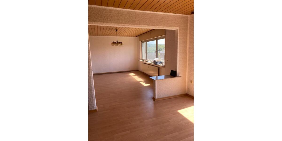Erdgeschoßwohnung Püttlingen - 3.5 Zimmer, 95 m&sup2;, 690&euro; | Angebot:24867544