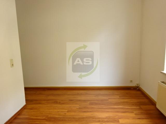 Etagenwohnung Werdau - 4 Zimmer, 96 m&sup2;, 550&euro; | Angebot:24714138