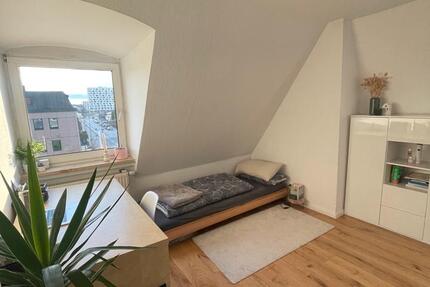 Wohnen auf Zeit München Moosach - 3 Zimmer, 12 m&sup2;, 790&euro; | Angebot:25358078