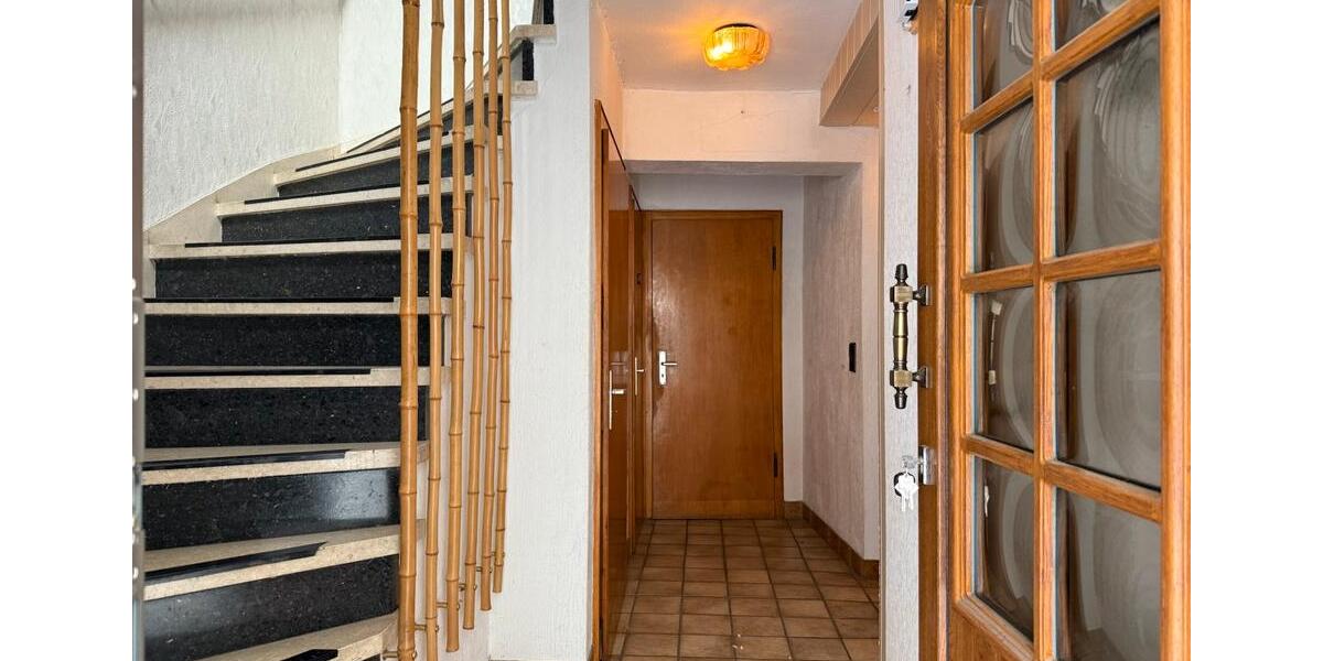 Geräumiges 7-Zimmer-Einfamilienhaus in ruhiger Lage von Aßlar 6.5 zimmer