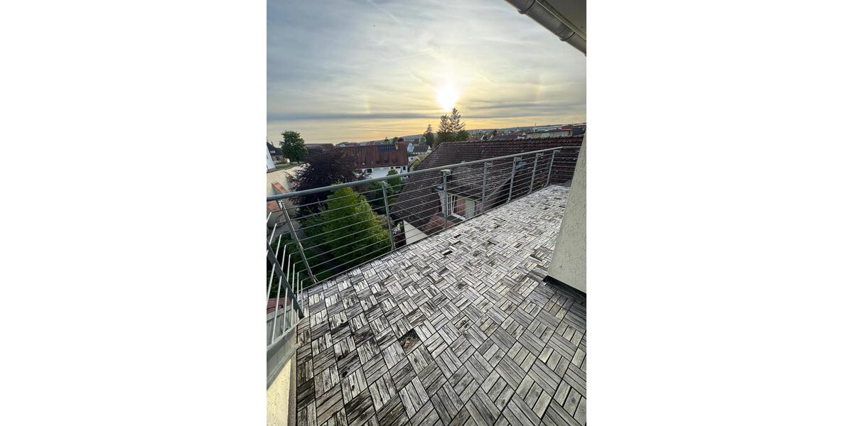 Dachgeschoßwohnung Ehingen (Donau) - 3.5 Zimmer, 90 m&sup2;, 1.000&euro; | Angebot:26670354