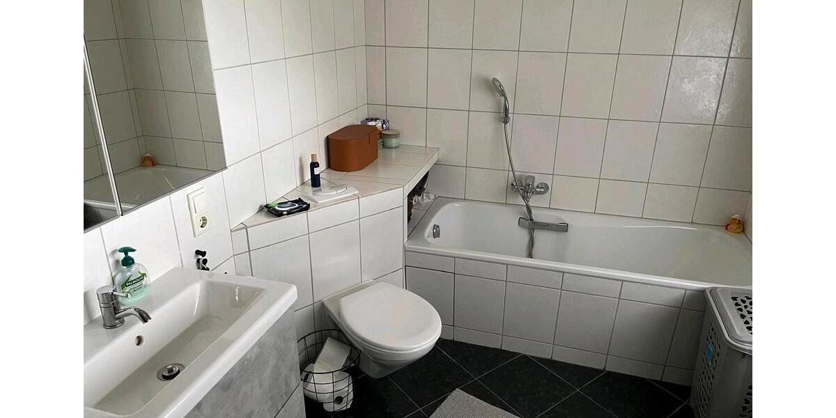 Etagenwohnung Warburg - 3 Zimmer, 100 m&sup2;, 850&euro; | Angebot:26648930