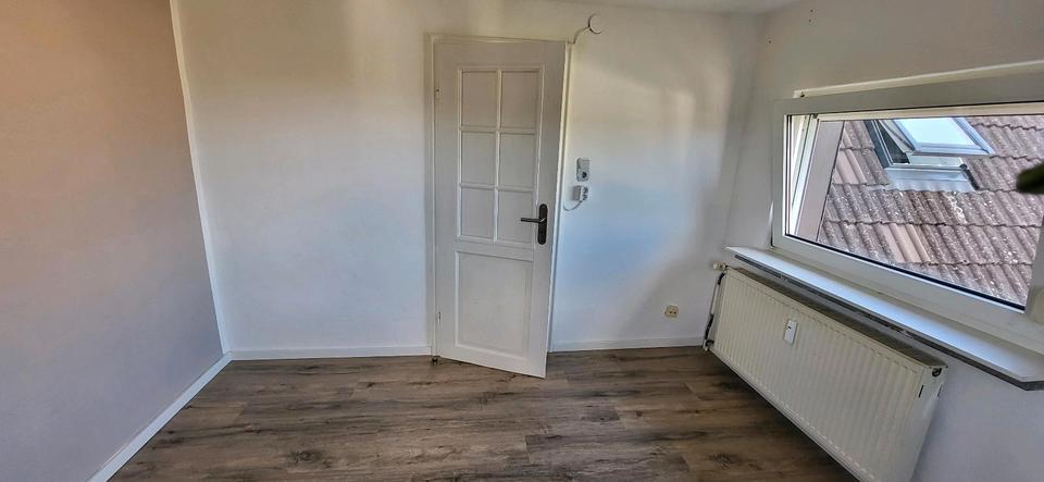 Etagenwohnung Sundern (Sauerland) - 3 Zimmer, 85 m&sup2;, 730&euro; | Angebot:26567472