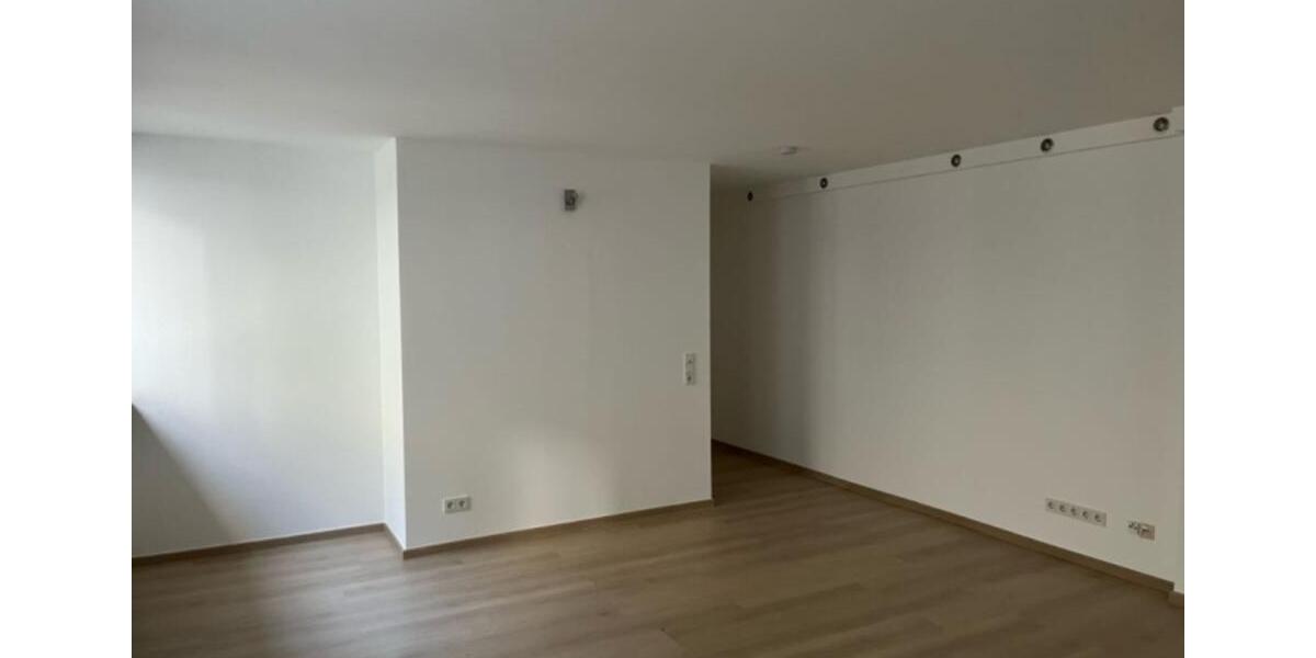 Wohnen auf Zeit Saarbrücken - 13 Zimmer, 78 m&sup2;, 556&euro; | Angebot:25542228