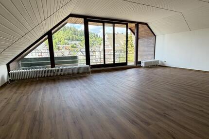 Wohnung Bad Laasphe - 3 Zimmer, 95 m&sup2;, 720&euro; | Angebot:26533989