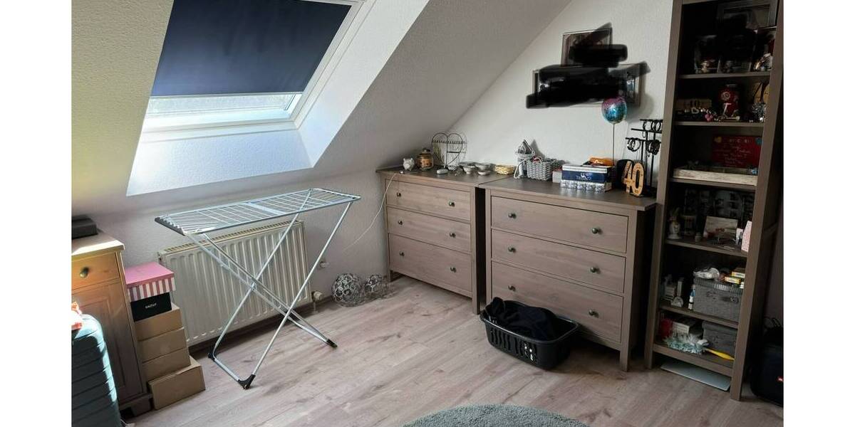 Etagenwohnung Heßdorf - 3 Zimmer, 89 m&sup2;, 890&euro; | Angebot:23852401