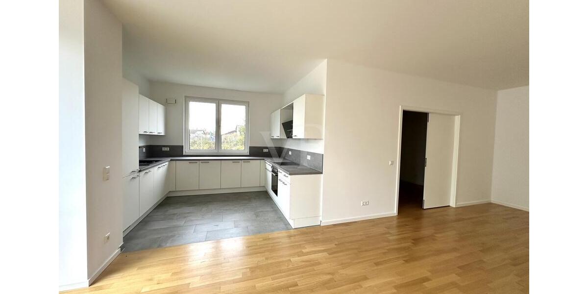 Einfamilienhaus Kronberg im Taunus - 3 Zimmer, 145 m&sup2;, 2.300&euro; | Angebot:23539799