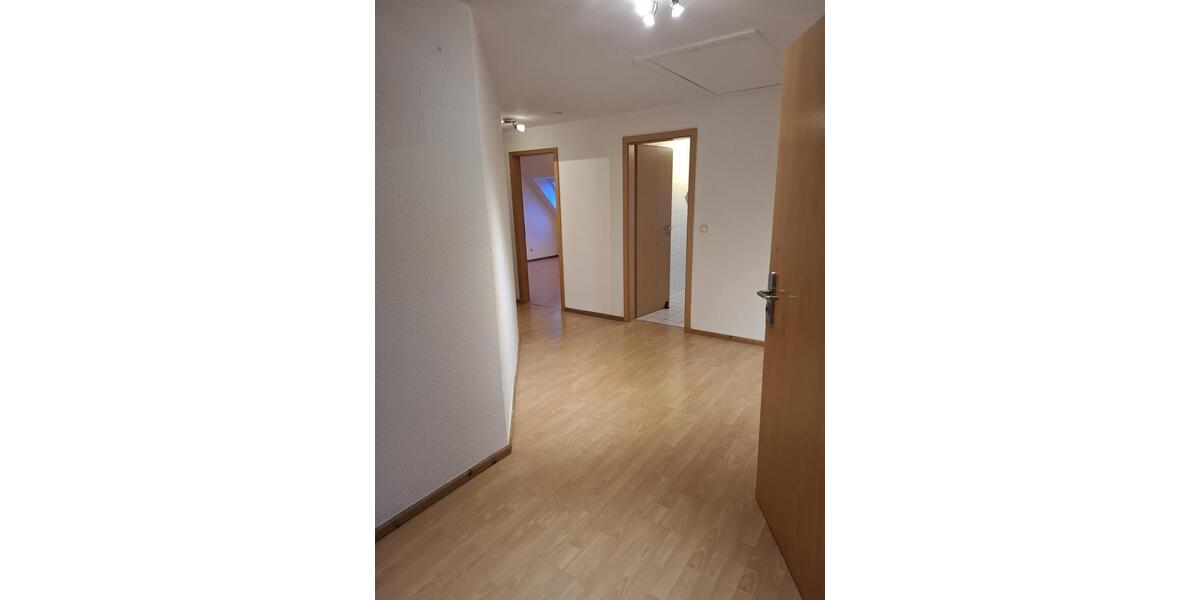 Dachgeschoßwohnung Tönning - 2 Zimmer, 82 m&sup2;, 650&euro; | Angebot:26557049