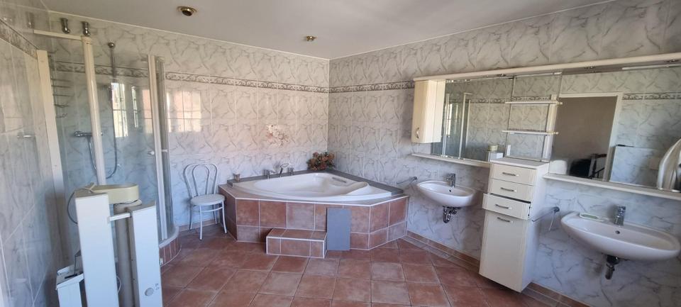 Etagenwohnung Rheinsberg - 3 Zimmer, 160 m&sup2;, 1.100&euro; | Angebot:25366267