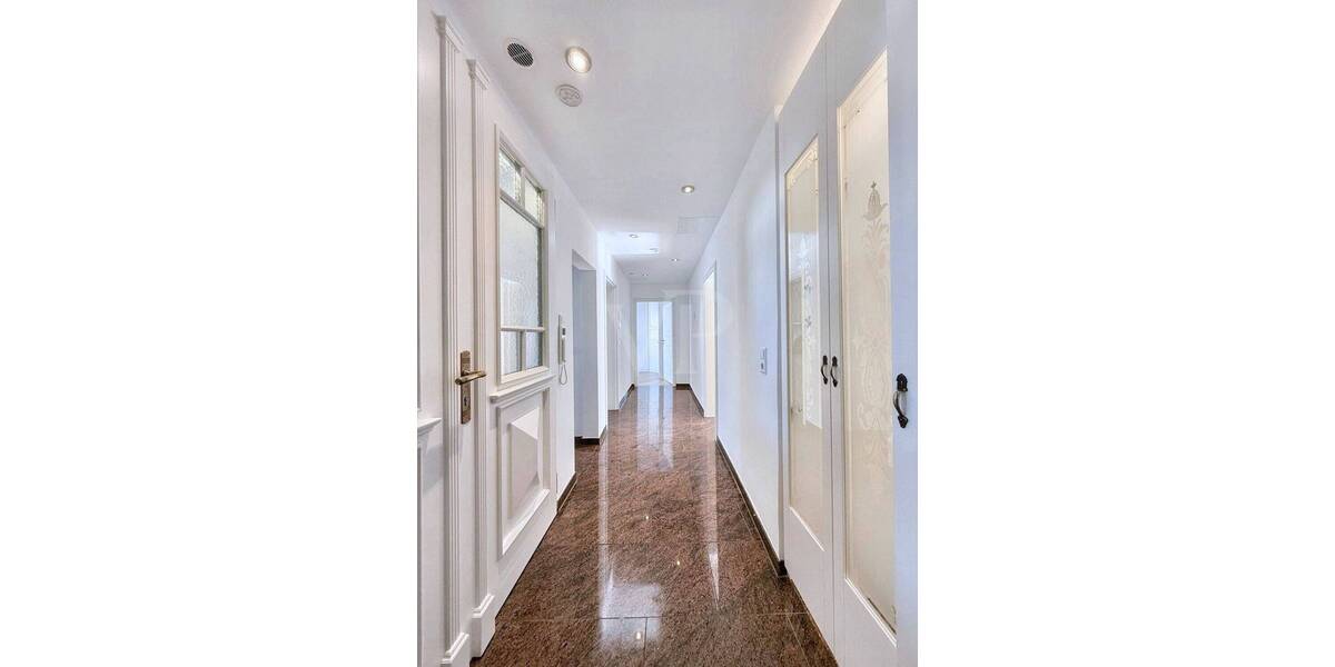 Etagenwohnung Pforzheim Nordstadt - 4 Zimmer, 109 m&sup2;, 1.300&euro; | Angebot:24113568