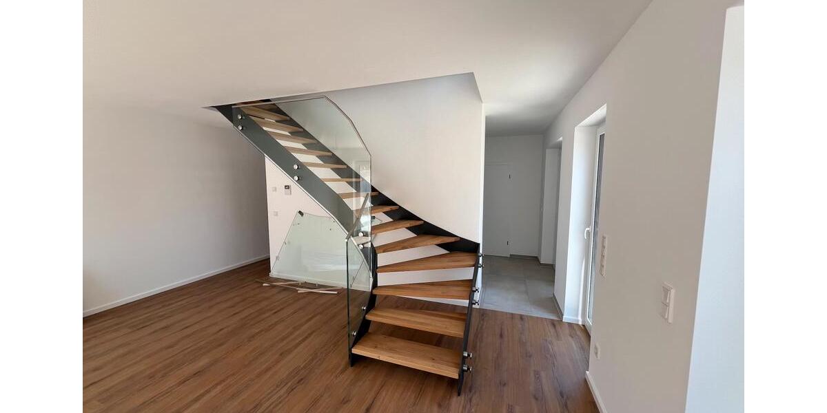 Doppelhaushälfte Simmern/Hunsrück Hunsrück - 4 Zimmer, 129 m&sup2;, 1.490&euro; | Angebot:25765440