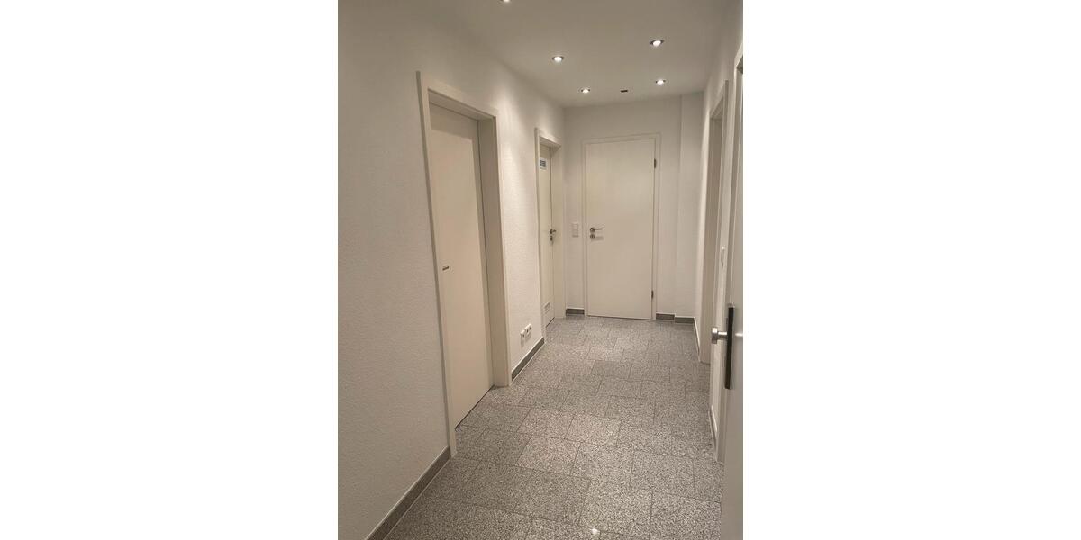 Etagenwohnung Hannover Vahrenwald-List - 3 Zimmer, 75 m&sup2;, 1.050&euro; | Angebot:26568249