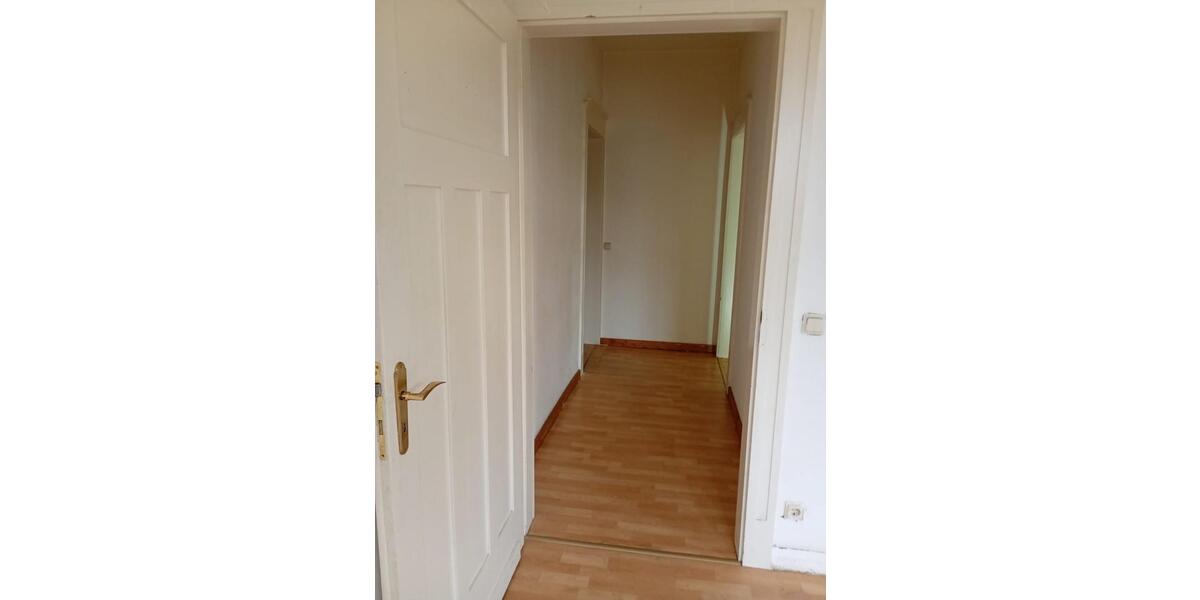 Etagenwohnung Meiningen - 3 Zimmer, 105 m&sup2;, 695&euro; | Angebot:26663868