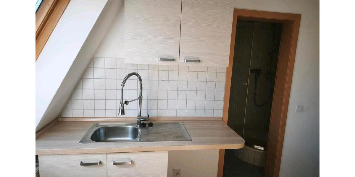 Dachgeschoßwohnung Hohndorf - 2 Zimmer, 43 m&sup2;, 460&euro; | Angebot:26325766