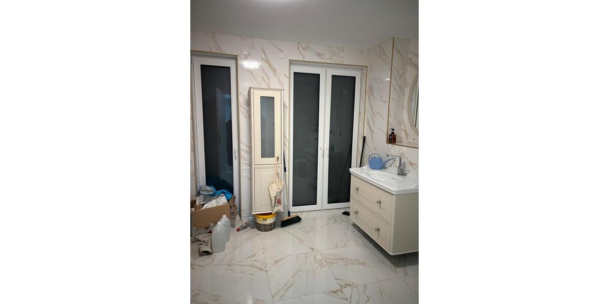 Erdgeschoßwohnung Kreuztal - 4 Zimmer, 135 m&sup2;, 1.500&euro; | Angebot:24819813