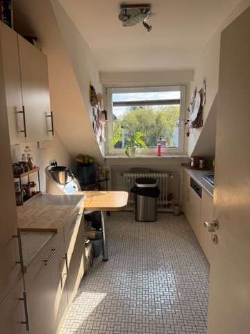 Etagenwohnung Wiesbaden Bierstadt - 3 Zimmer, 89 m&sup2;, 880&euro; | Angebot:26652948