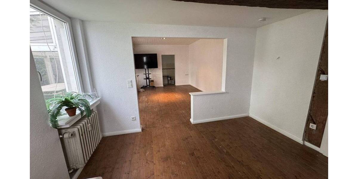 Etagenwohnung Borgholzhausen - 1 Zimmer, 190 m&sup2;, 2.200&euro; | Angebot:26820877
