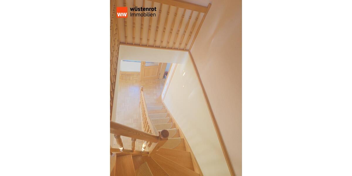 Etagenwohnung Mulda/Sa. Sa. - 7 Zimmer, 230 m&sup2;, 1.000&euro; | Angebot:26545924