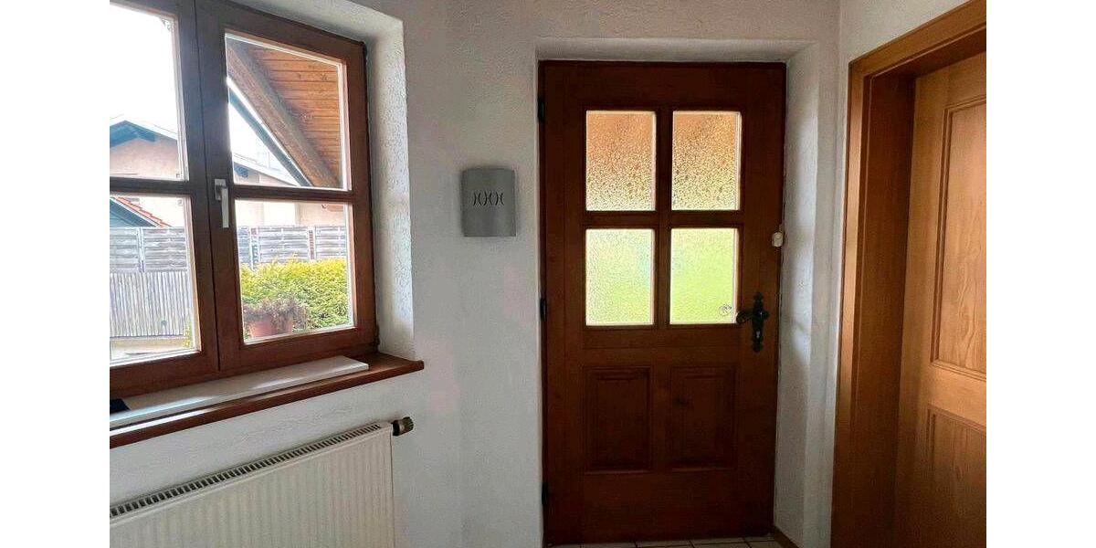 Etagenwohnung Hauzenberg - 3 Zimmer, 80 m&sup2;, 630&euro; | Angebot:26253652