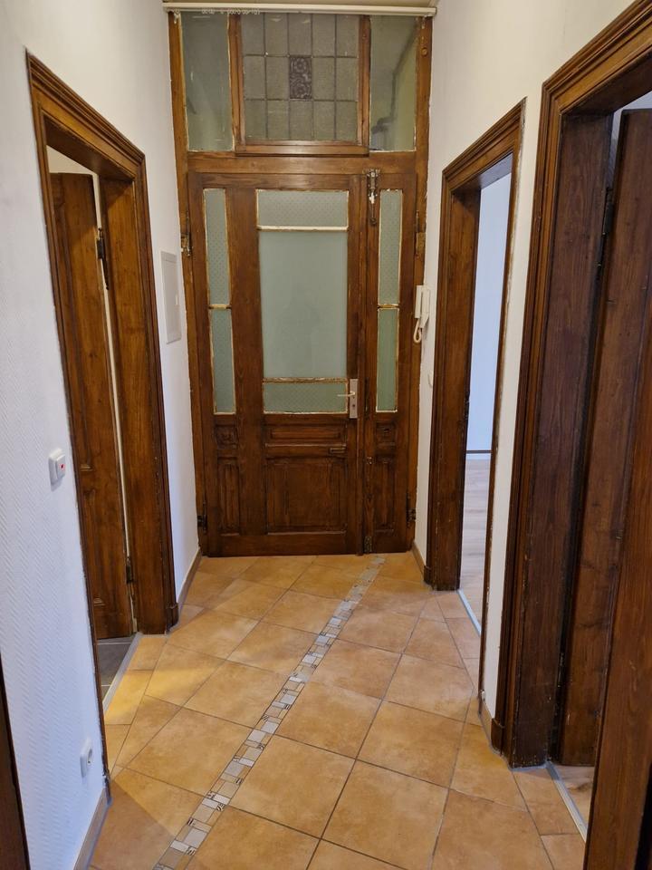+++ Wohnen hoch über dem Rhein - in Nachbarschaft zur Burg Klopp! 4-Zimmer-Altbauetage mit Dachterrasse +++
