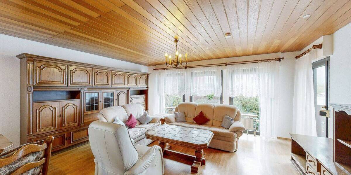Mehrfamilienhaus, Wohnhaus Reichenberg Lindflur - 6 Zimmer, 190 m&sup2;, 1.600&euro; | Angebot:26596089