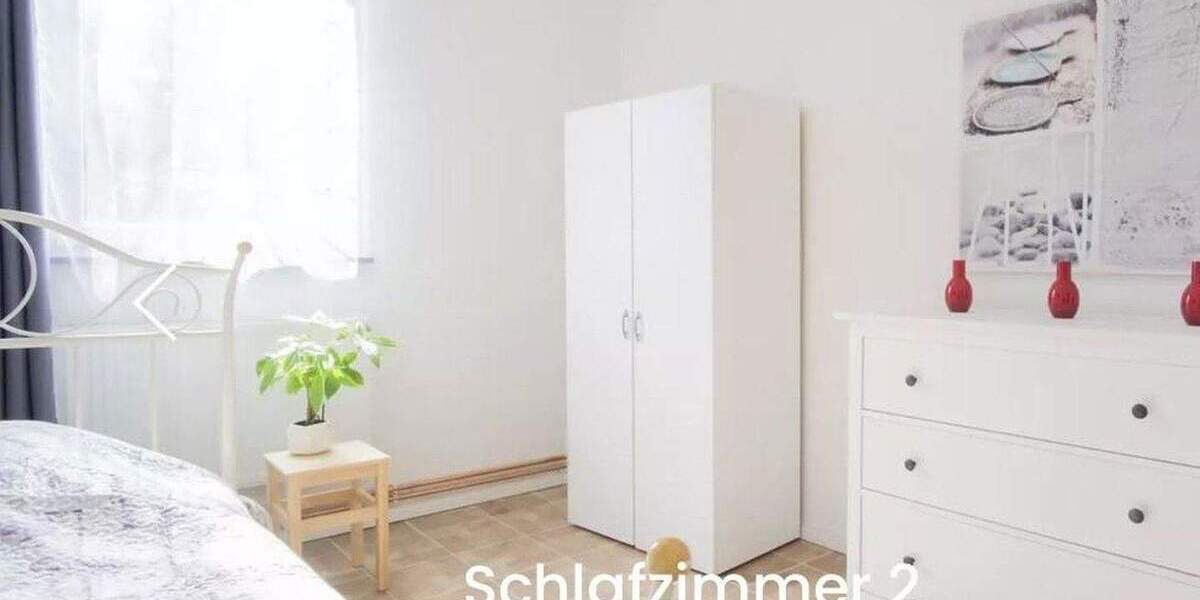 Möbliertes 4-Raum-ApartmentFurnished 4-Room Apartment with Terrace 4 zimmer