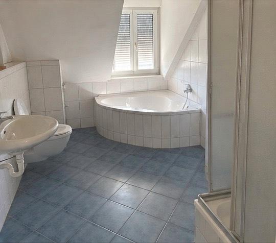 Dachgeschoßwohnung Karlsruhe Daxlanden - 2 Zimmer, 75 m&sup2;, 600&euro; | Angebot:26443360