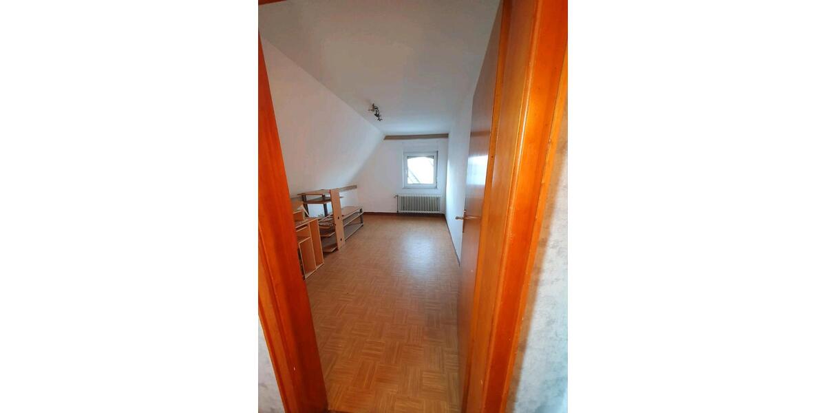 Einfamilienhaus Saterland - 7 Zimmer, 160 m&sup2;, 1.100&euro; | Angebot:26329969