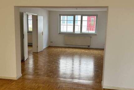Wohnung Augustusburg - 5 Zimmer, 137 m&sup2;, 825&euro; | Angebot:23883269