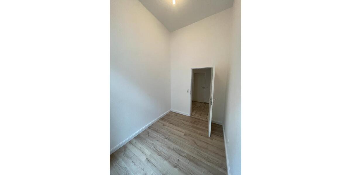 Erdgeschoßwohnung Oldenburg Ziegelhof - 1 Zimmer, 90 m&sup2;, 550&euro; | Angebot:25640685