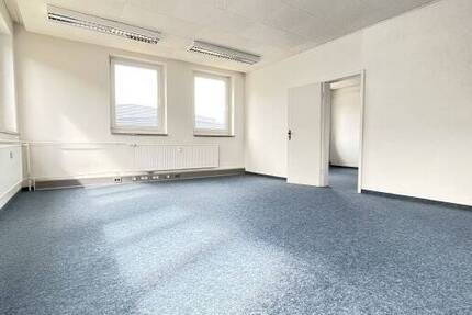 Gewerbeobjekt Niederwiesa - 2 Zimmer, 45 m&sup2;, 177&euro; | Angebot:25728457