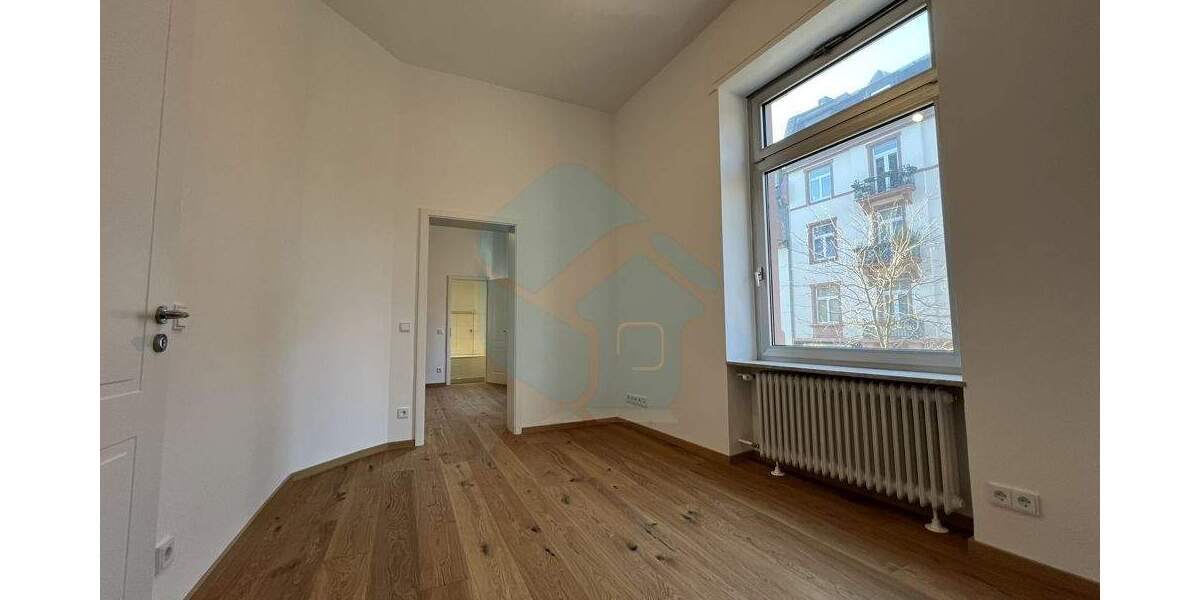 Etagenwohnung Frankfurt Sachsenhausen - 5 Zimmer, 160 m&sup2;, 3.000&euro; | Angebot:25734441