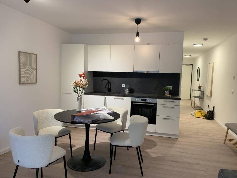 N-Schweinau: Erstbezug! Moderne, sehr schöne 2-Zi-Whg. im EG mit EBK, Balkon, Aufzug 2 zimmer