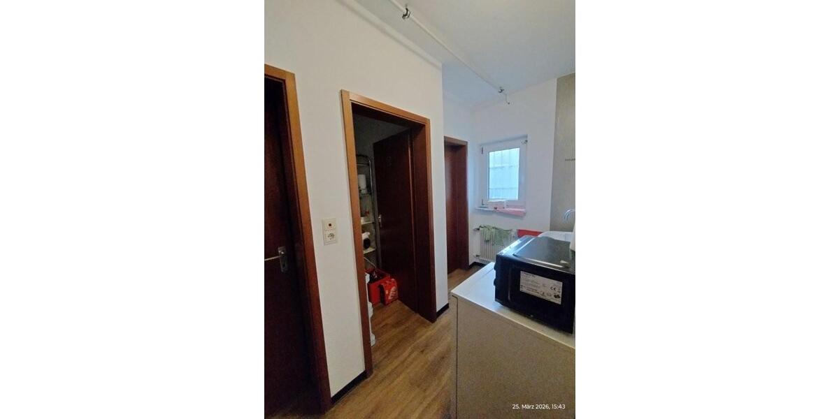 Köln-Ehrenfeld (Bickendorf) U-Bahn-Haltestelle Akazienweg freitragende Lagerhalle mit Büro und Ausstellungsfläche (ca. 850 m²) + Außenfläche - Gewerbeobjekt Köln Ehrenfeld | Angebot:26794414