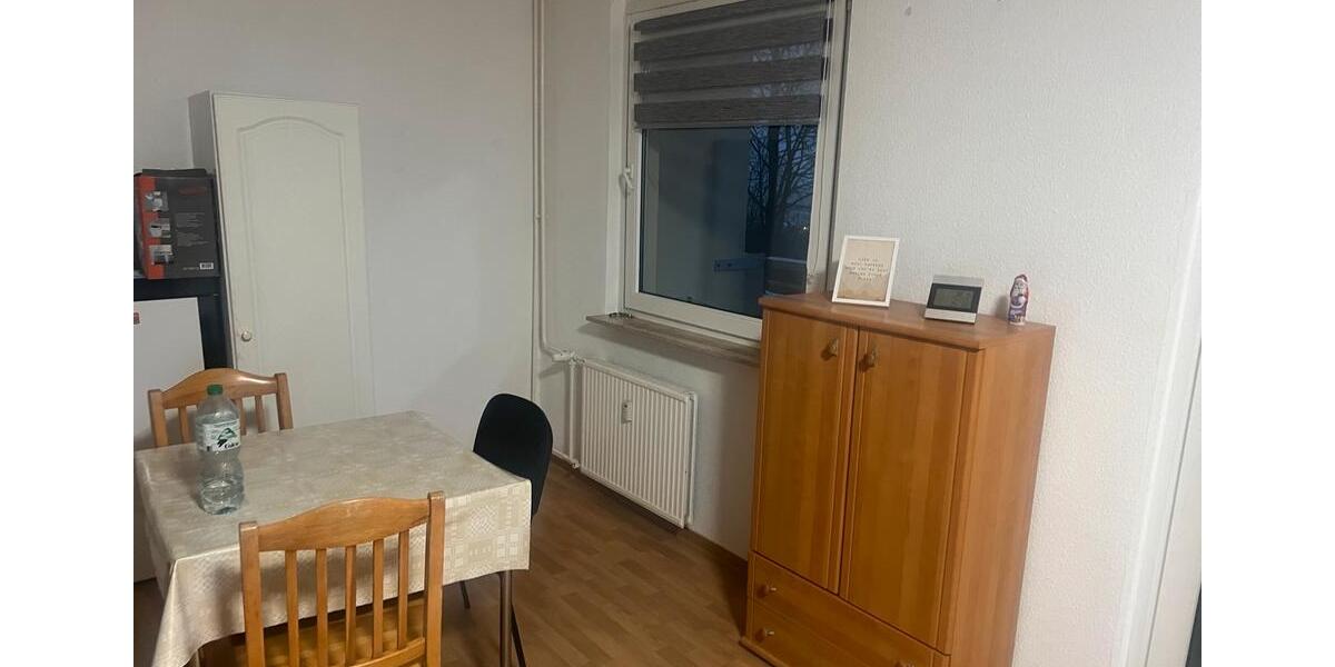 Erdgeschoßwohnung Neubrandenburg Carlshöhe - 1 Zimmer, 34 m&sup2;, 315&euro; | Angebot:24842956