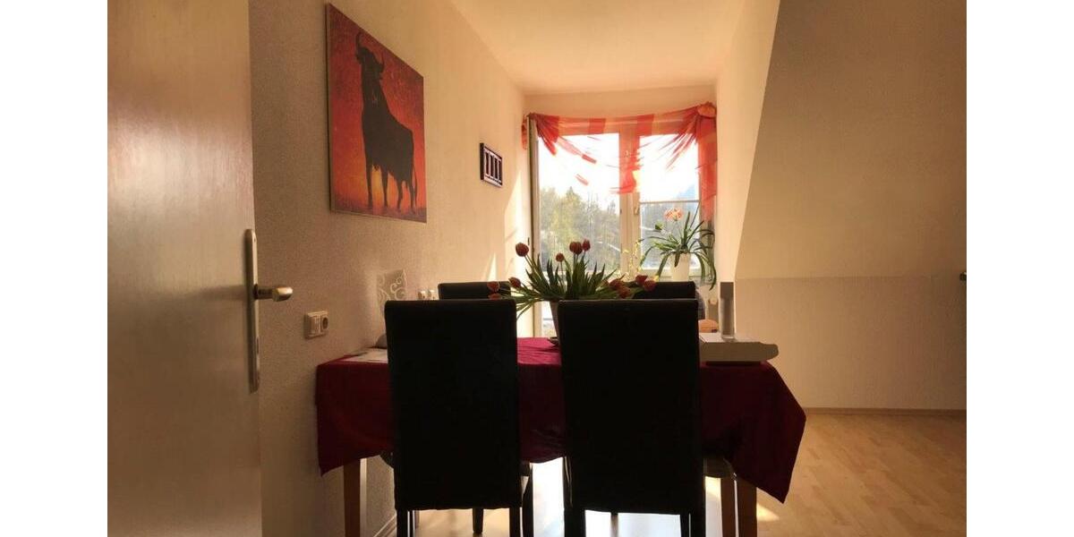 Dachgeschoßwohnung Suhl - 3 Zimmer, 84 m&sup2;, 580&euro; | Angebot:23746061