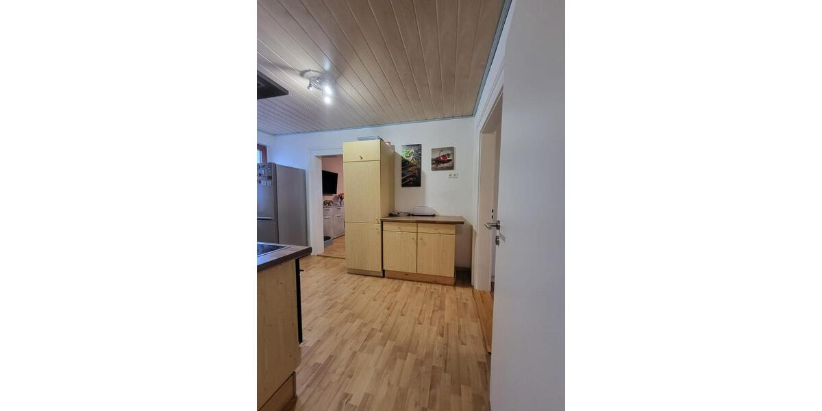 Etagenwohnung Burglengenfeld - 3 Zimmer, 78 m&sup2;, 790&euro; | Angebot:24747318