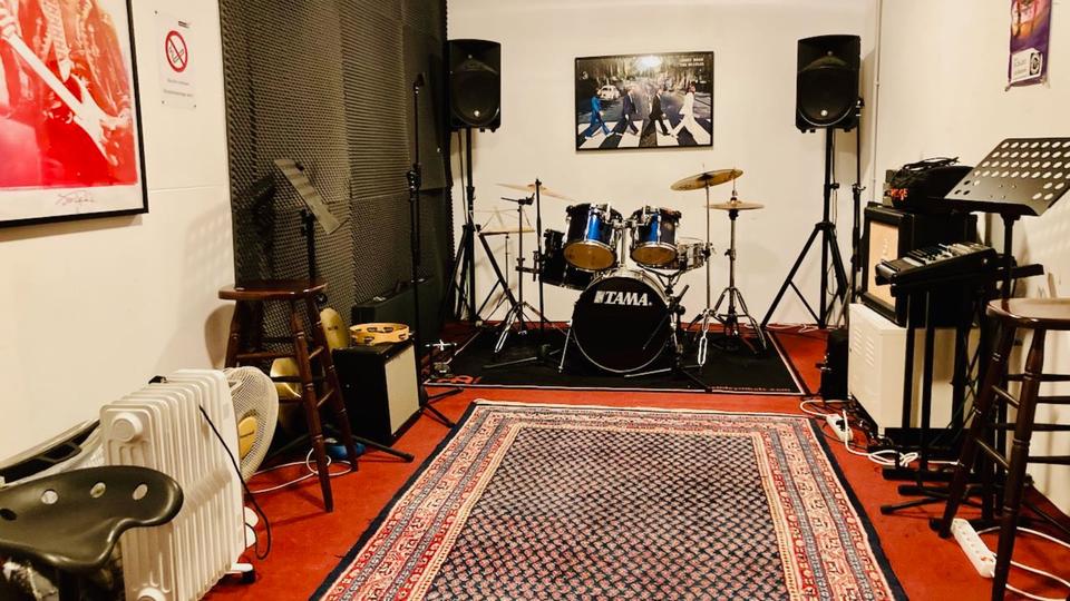 Proberaum in Karlsruhe zur Mitbenutzung zimmer