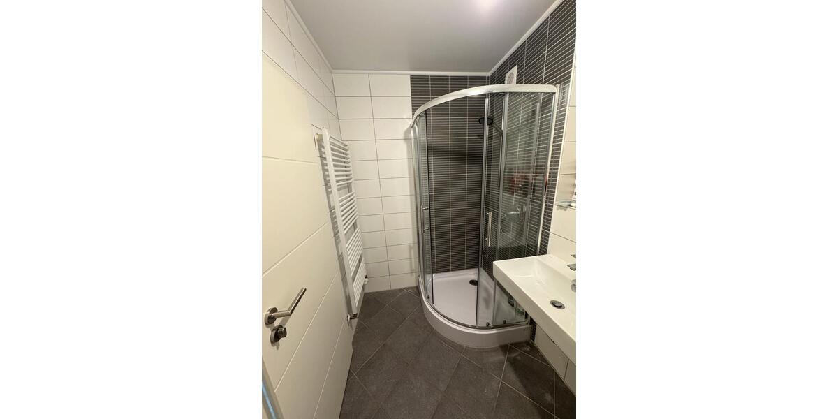 Etagenwohnung Osthofen - 3 Zimmer, 75 m&sup2;, 1.000&euro; | Angebot:26670989