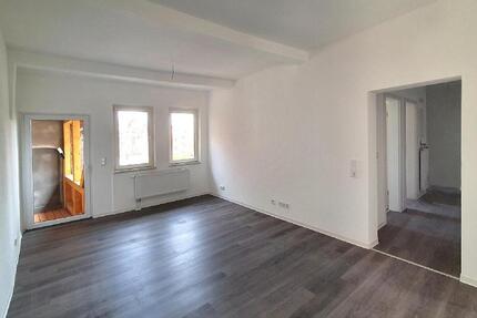 Wohnung Eisleben (Lutherstadt) - 2 Zimmer, 59 m&sup2;, 410&euro; | Angebot:26001636
