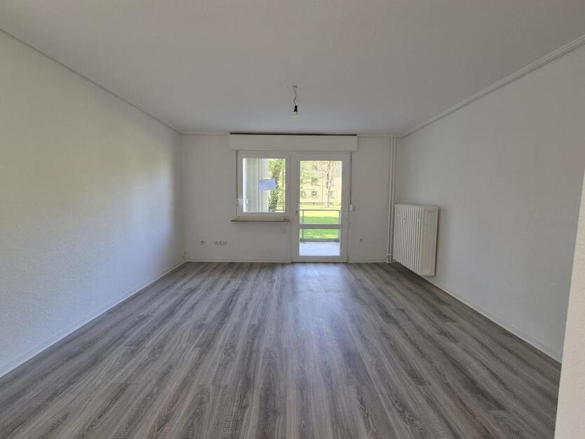 Grünes Glück im EG: Gemütliche Single-Wohnung mit Balkon zimmer