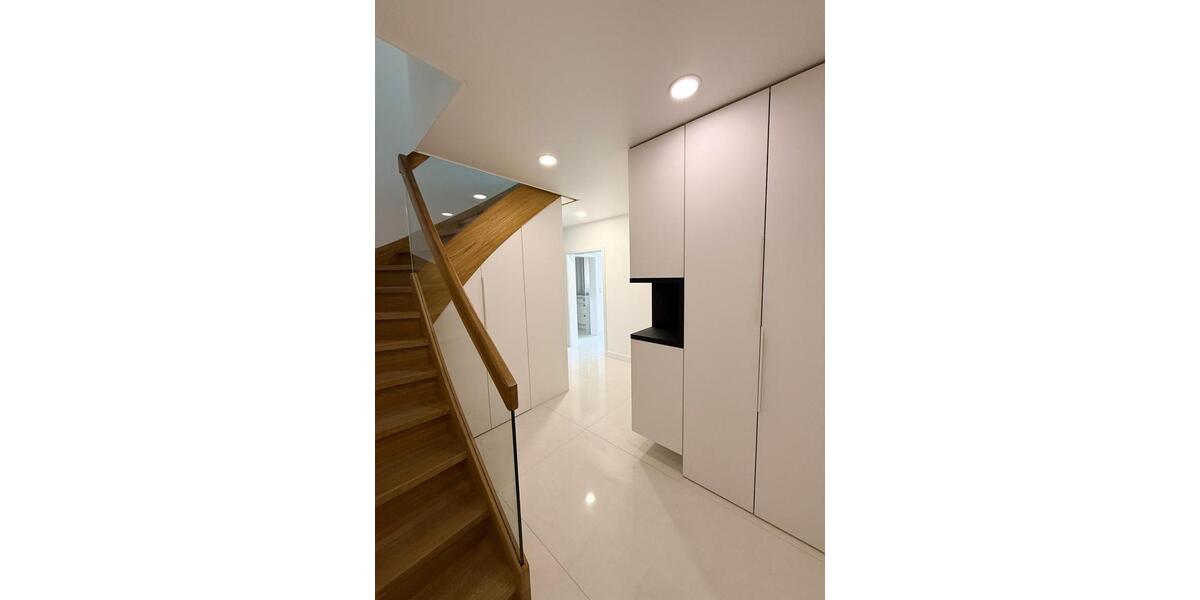 5 Zimmerwohnung mit Großer überdachter Terrasse 5 zimmer