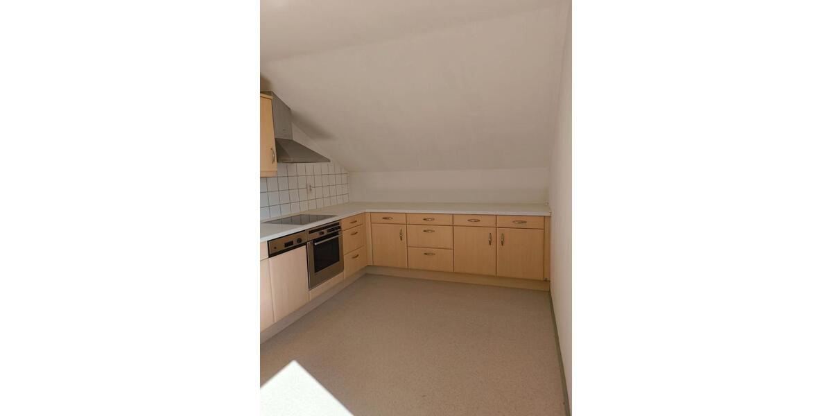 Etagenwohnung Nabburg - 3 Zimmer, 86 m&sup2;, 650&euro; | Angebot:26222497