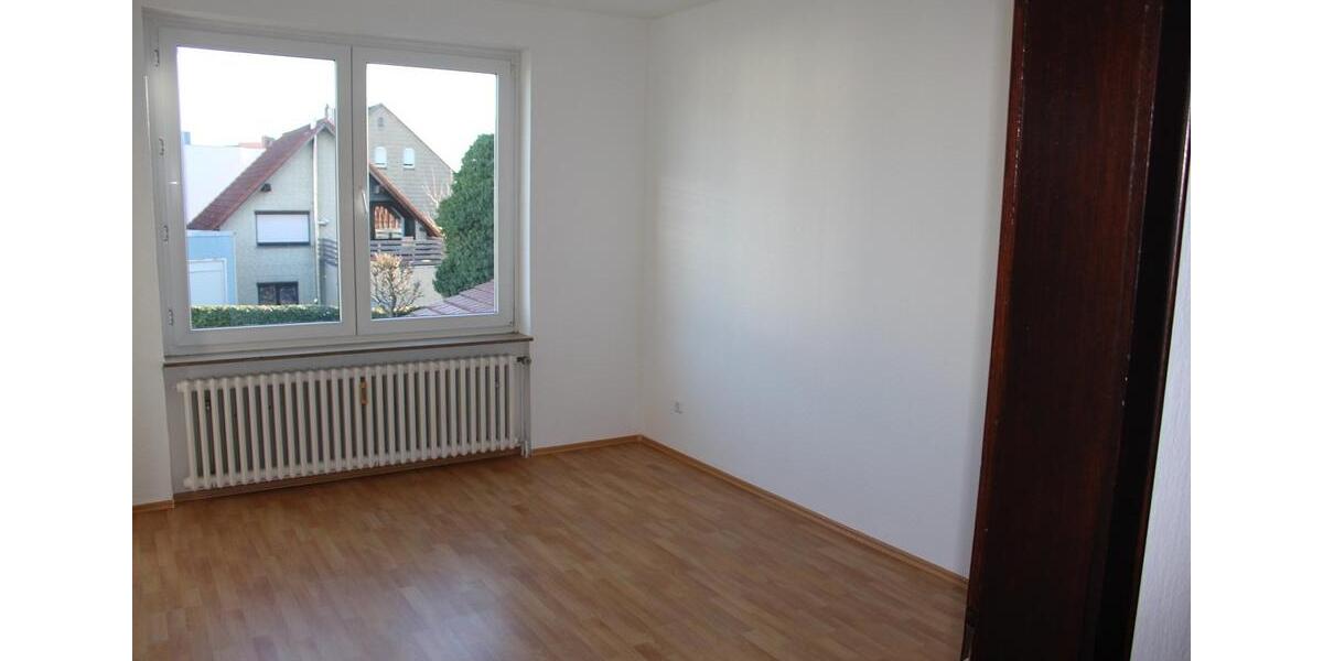 Etagenwohnung Schöningen - 2.5 Zimmer, 70 m&sup2;, 364&euro; | Angebot:26459704