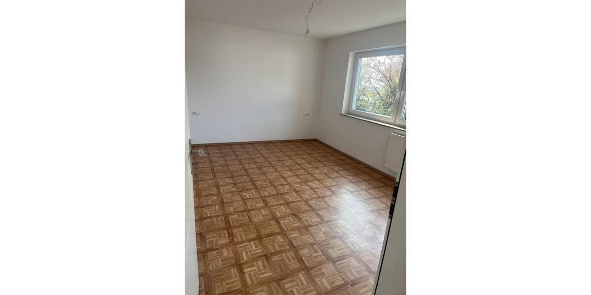 Etagenwohnung Langenargen - 3.5 Zimmer, 104 m&sup2;, 1.450&euro; | Angebot:25831214