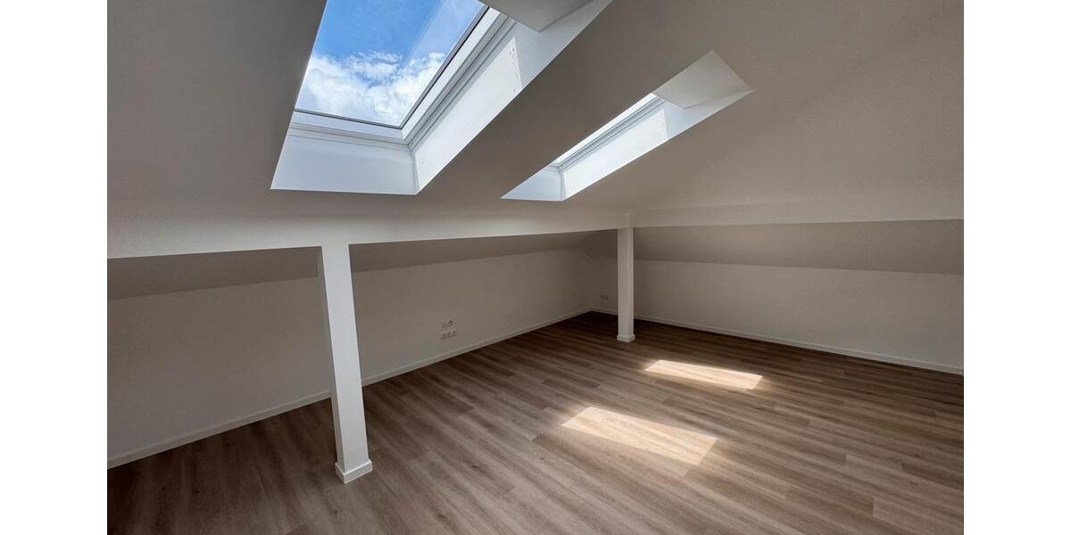 Dachgeschoßwohnung Bösel - 4 Zimmer, 108 m&sup2;, 980&euro; | Angebot:26665181