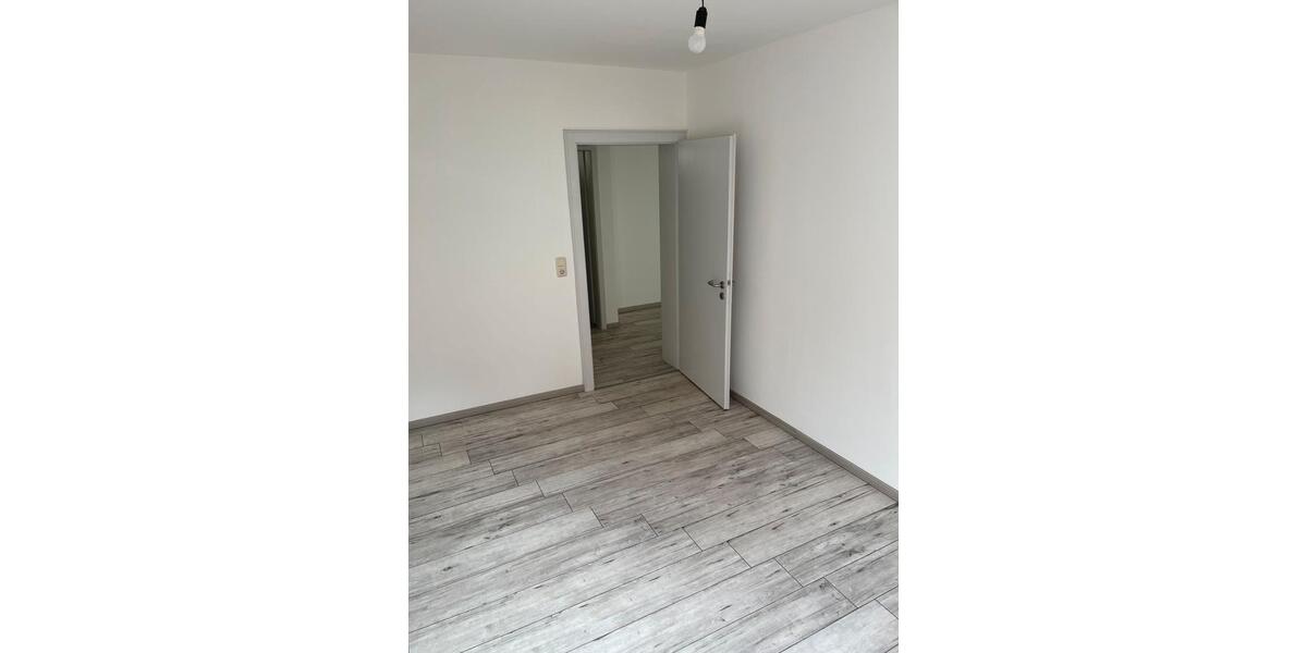 4 Zimmer Wohnung ca. 72qm Erstbezug neu renoviert 4 zimmer